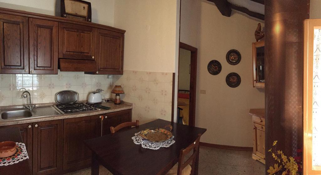 Mengara Poggio Paradiso Apartments الغرفة الصورة