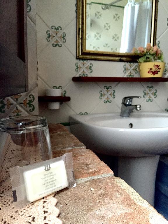Mengara Poggio Paradiso Apartments الغرفة الصورة